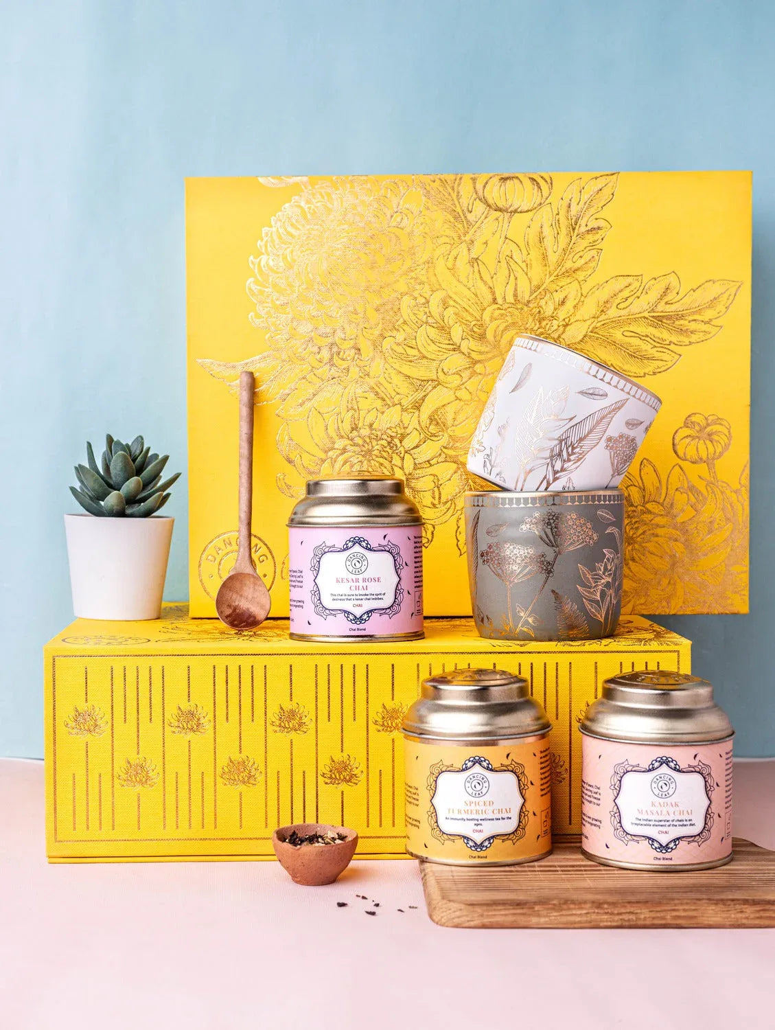 Chai Kulhar Gift Box (2 Ananda Kulhar + 3 Chai Blend Tin 35g) - Dancing Leaf