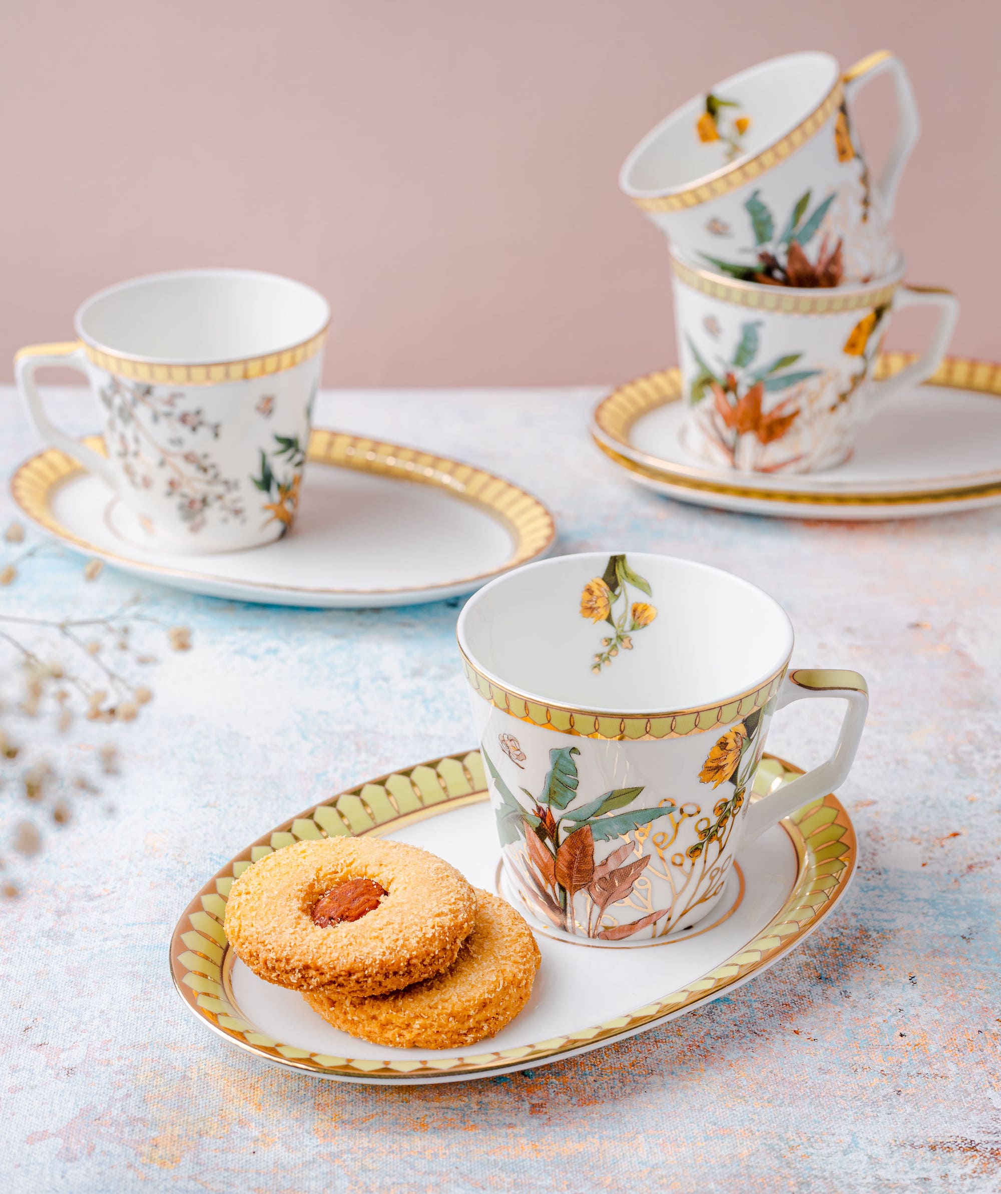 Synergy Gift Box (Nilaya Oval Cup & Saucers + 2 Tea Caddies)-Dancing Leaf