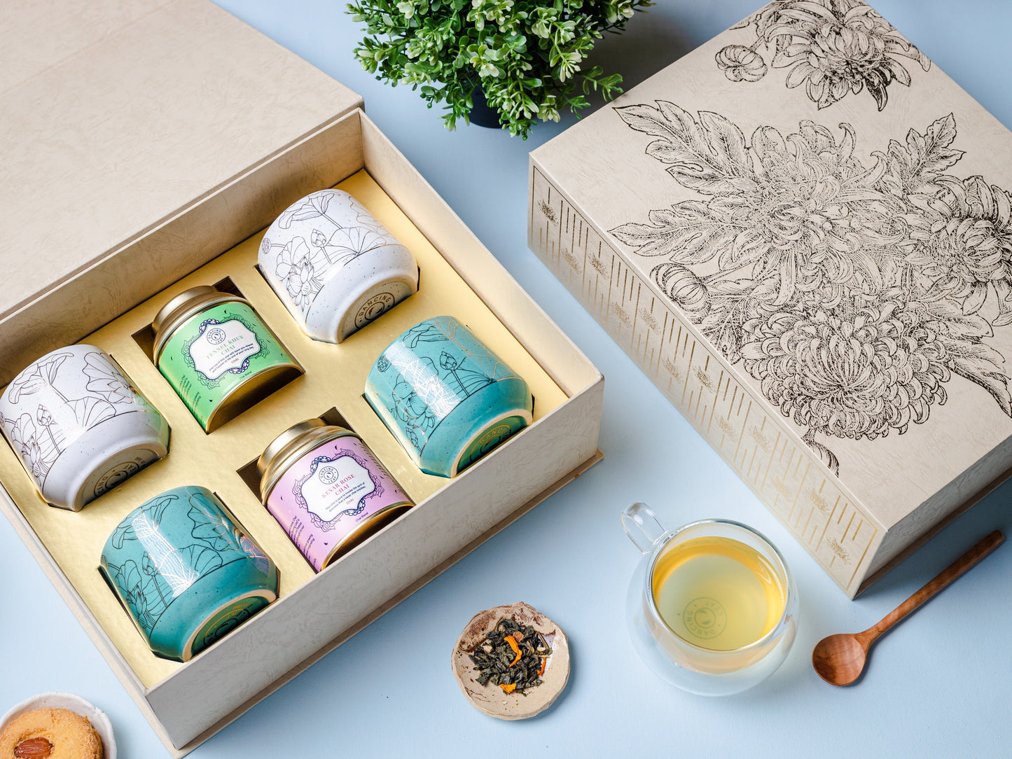 Chai Kulhar Gift Box (4 Aurobindo Kulhar + 2 Chai Blend Tin 35g)-Dancing Leaf