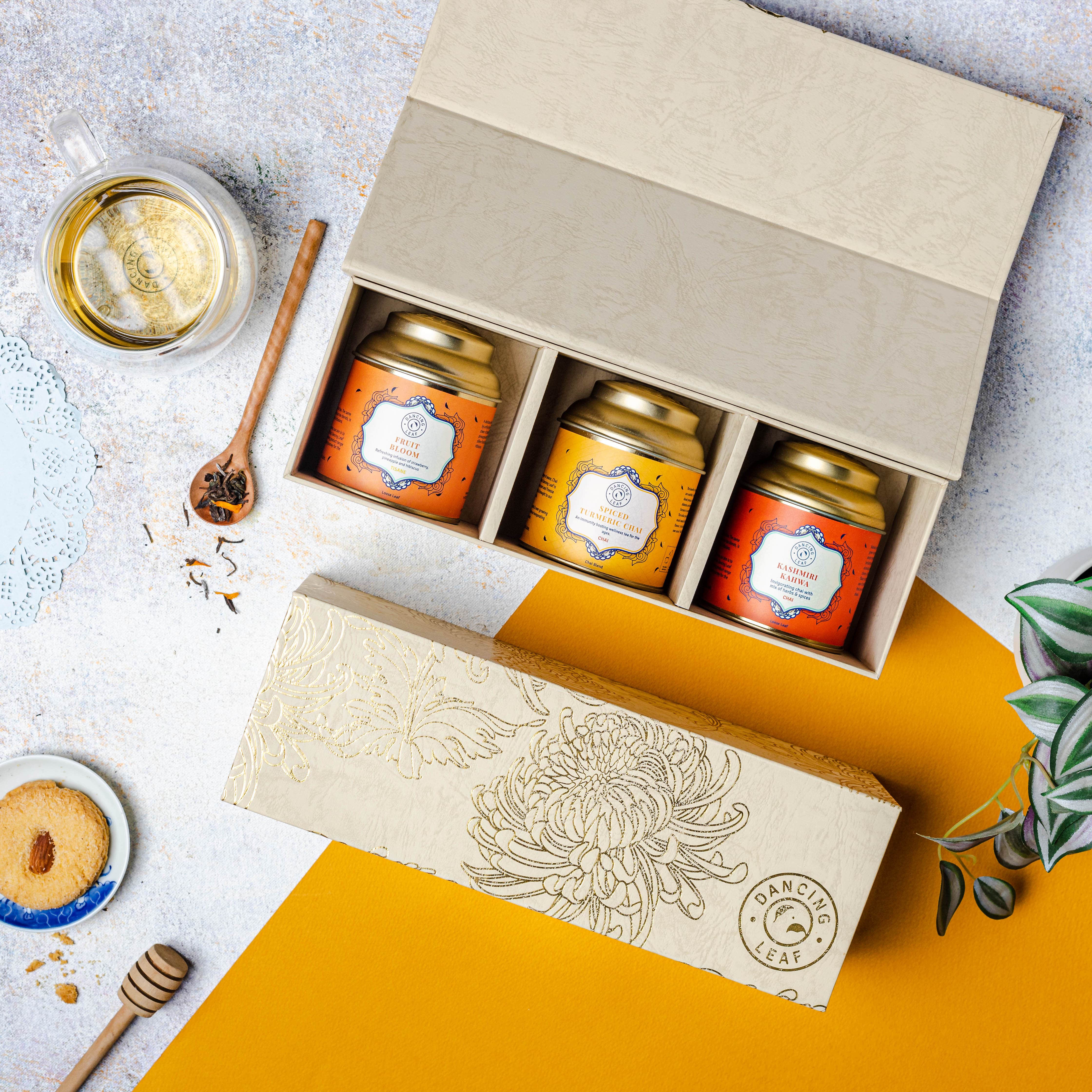 Mélange Premium Tea Gift Box – 3 Artisan Loose Leaf Tins